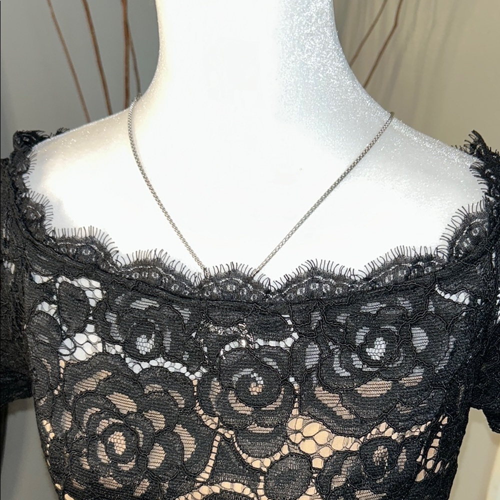 Adrianna Papell Black Tan Off-Shoulder Flutter Sleeve Mini Dress - Picture 4 of 11